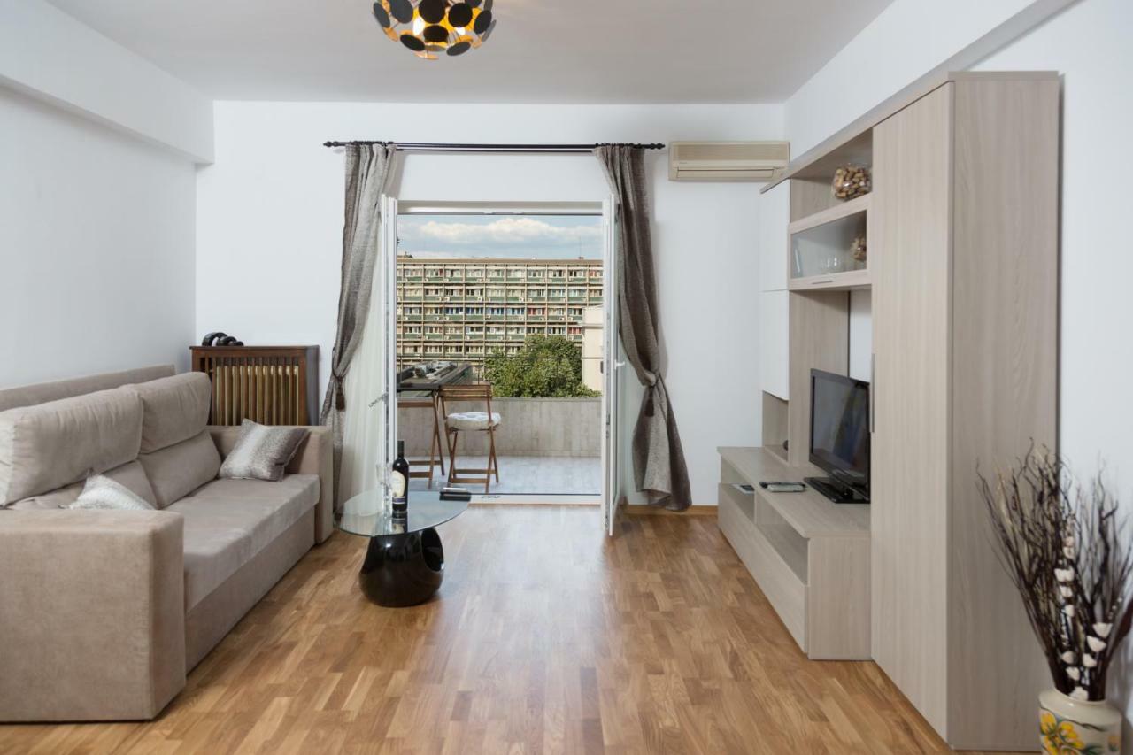 Central Luxury Flat With Terrace - Adela Accommodation - Ideal For Long Stays Bukarest Exteriör bild