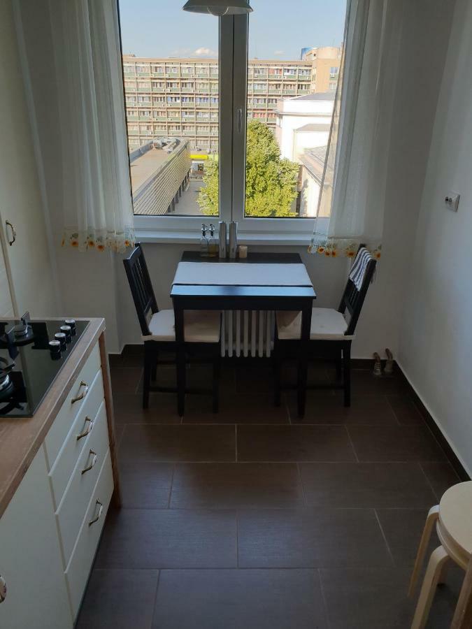 Central Luxury Flat With Terrace - Adela Accommodation - Ideal For Long Stays Bukarest Exteriör bild