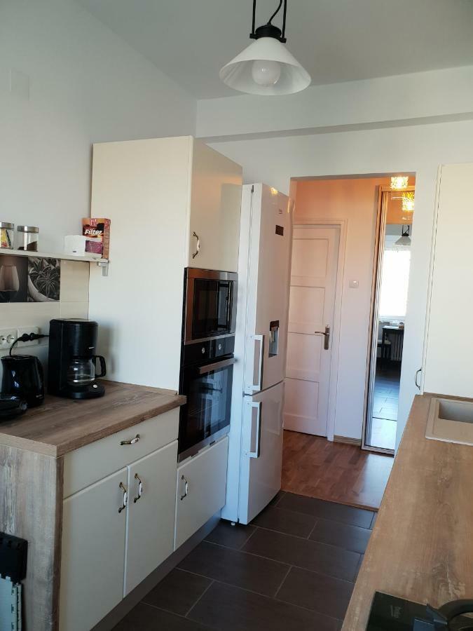 Central Luxury Flat With Terrace - Adela Accommodation - Ideal For Long Stays Bukarest Exteriör bild