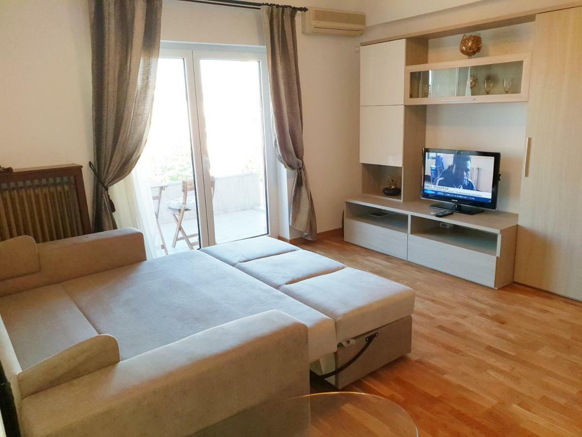 Central Luxury Flat With Terrace - Adela Accommodation - Ideal For Long Stays Bukarest Exteriör bild